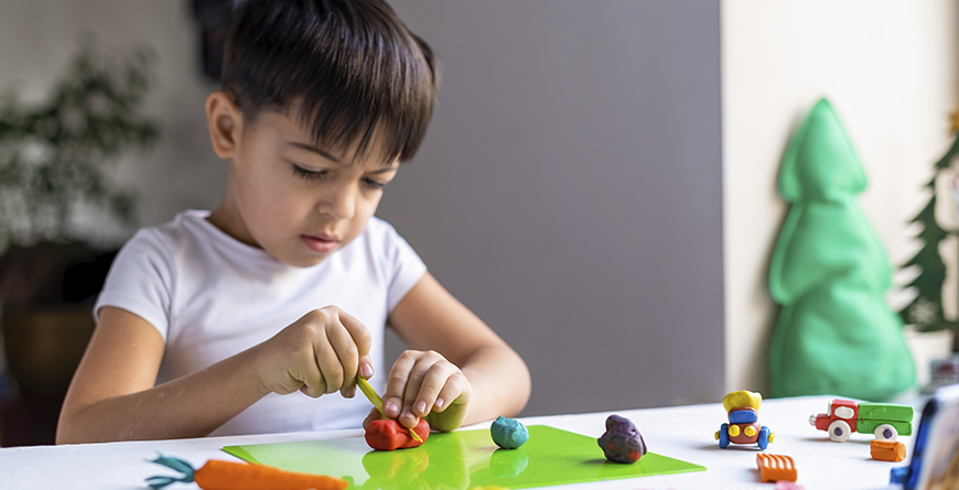 Jugar con plastilina - La mejor opción para jugar con tu hijo