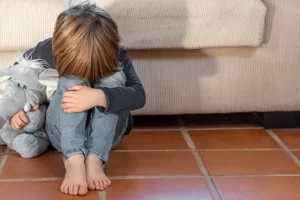 ¿Se puede prevenir el suicidio en niños y adolescentes?